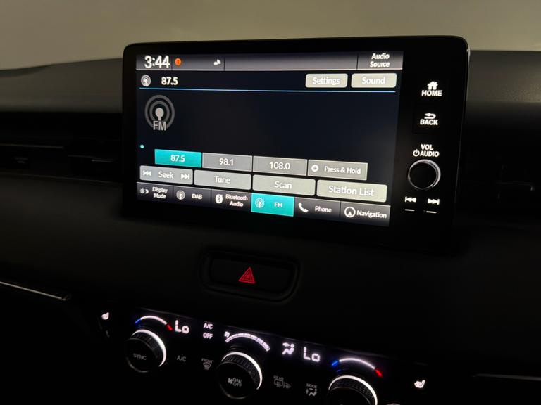 HONDA HR-V Photo bsapi-7b8330e0db3add982f7e7de7f3da4c1255b2b7b7.jpg
