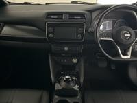 NISSAN LEAF Photo 4