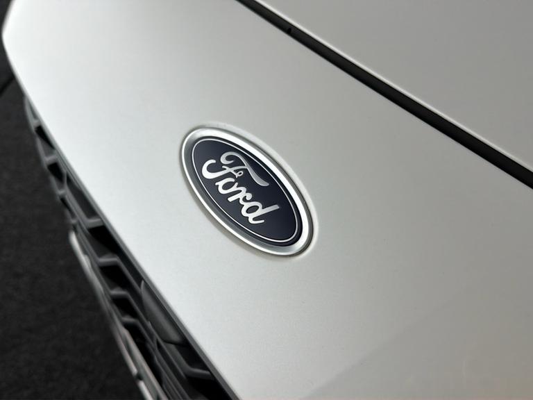 FORD Kuga Photo bsapi-7c34dbbc1bc0bbac03fefb1d23cbbb706a5a356a.jpg