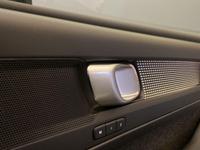 VOLVO XC40 Photo 30