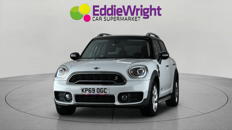 MINI Countryman Photo bsapi-7d190093c1461cc9860cbad560daf37b70d8dc24.jpg