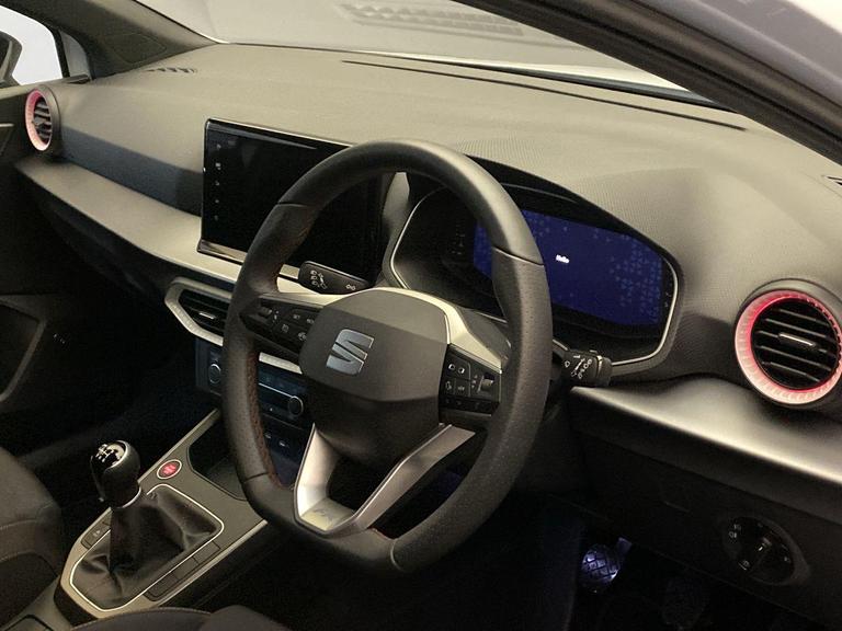 SEAT IBIZA Photo bsapi-7f68d39d410dea09bc5e90896aaf38036f69cbdb.jpg