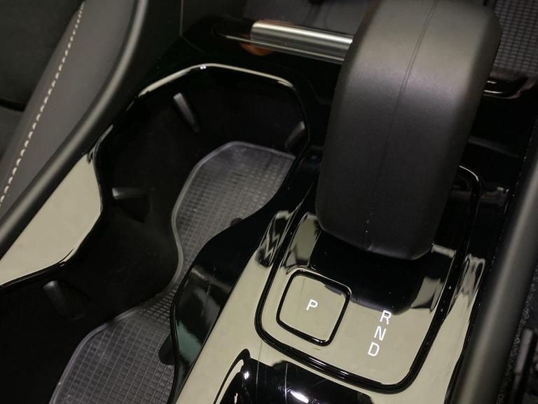 VOLVO XC40 Photo bsapi-7f98b2a9daca16a3ff7d1642b24c01b149785ccb.jpg