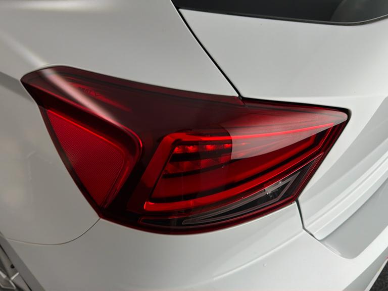 SEAT Ibiza Photo bsapi-805bce833cd6013b2f194bbba700ae72e28004e1.jpg