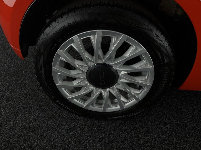 FIAT 500 Photo bsapi-817ff6e71e9e082b40fcf618c7769da518fa2f2d.jpg