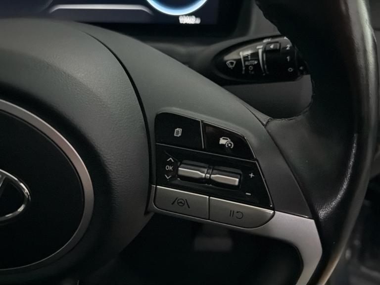 HYUNDAI Tucson Photo bsapi-822b98b1e5498e41a10fbca0f20bc5d8b0b7184a.jpg