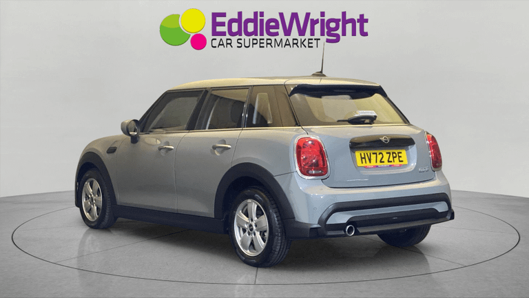 MINI HATCH Photo bsapi-826249ad6d2016b3b3b4f42f206ea85eb0b80a3d.jpg
