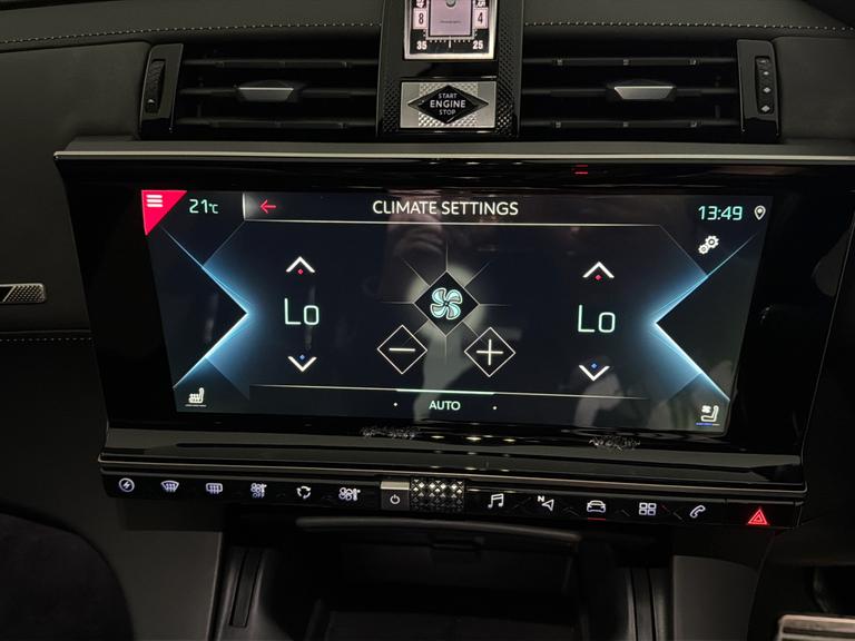 DS Automobiles 7 Crossback Photo bsapi-828cf844392a1d1e63d5e01b3c0dac30d45b351f.jpg
