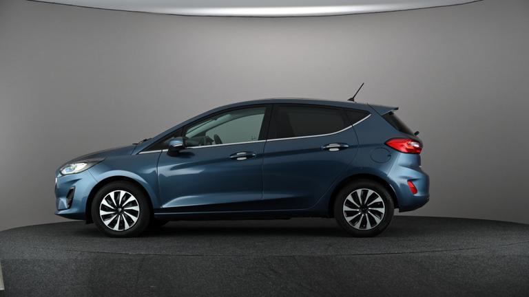 FORD FIESTA Photo bsapi-82a80304ff38d1a01570b5a369a6f64eaa6ee1f6.jpg