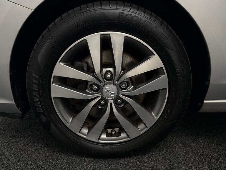 HYUNDAI I30 Photo bsapi-82db9cc6a783e101b159d277d01c06ad3de7bcf1.jpg