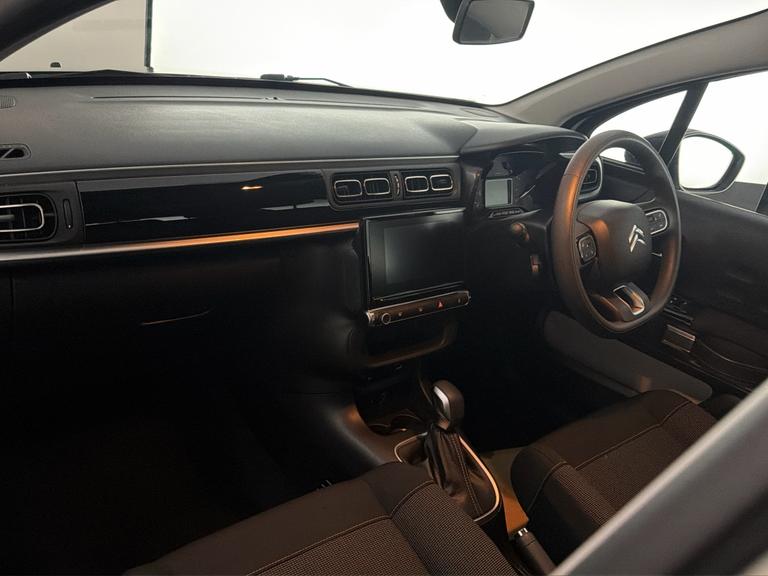 Citroen C3 Photo bsapi-8342fc33a2ccbc4c6e243bd1ee1371c625d8b4ea.jpg