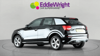AUDI Q2 Photo 4