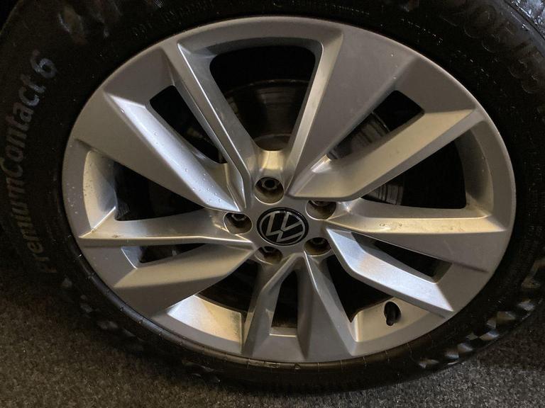 Volkswagen T-CROSS Photo bsapi-83e2355a9a6855b29d60c6209c863235b055a145.jpg