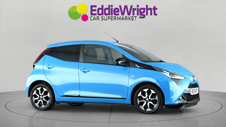 TOYOTA Aygo Photo bsapi-83eaf9618930bea8de68475bf39e96d56f69f8ac.jpg