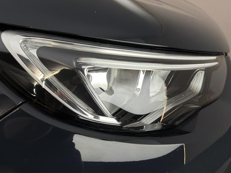 VAUXHALL Grandland X Photo bsapi-844937fc99ec0a5f34350b9a311aee1efbad9205.jpg