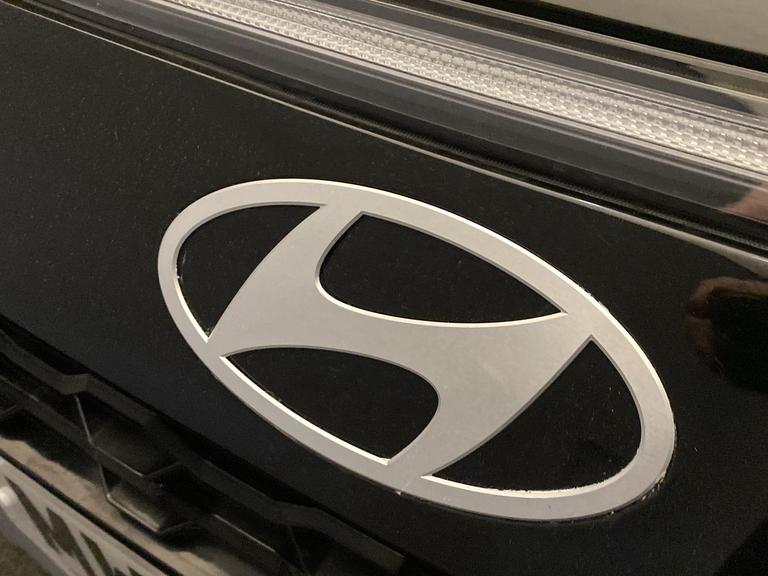 Hyundai BAYON Photo bsapi-8493eb7572ea7670c1b61869de789cd3cdd44120.jpg