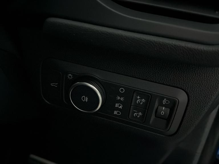 FORD Kuga Photo bsapi-85026e7455c84555dbd29a2d4f887734ae395a9c.jpg