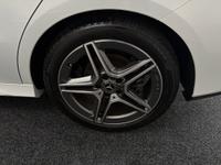 MERCEDES-BENZ Cla Photo 21