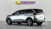 PEUGEOT 5008 Photo 4