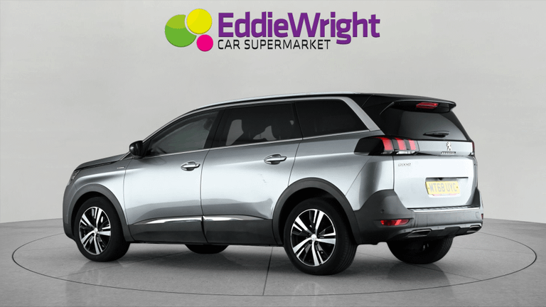 PEUGEOT 5008 Photo bsapi-85e367c1018bc2e2490e83e6786cb5c5d1899a75.jpg