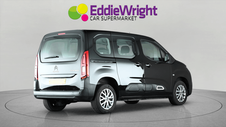 Citroen Berlingo Photo bsapi-860718b33e8edd237314113ed8fc47980869d7bb.jpg
