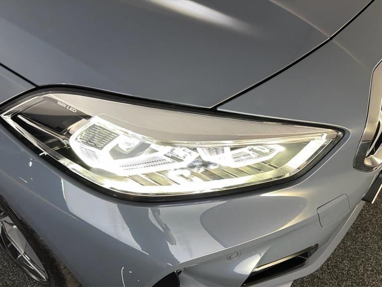 BMW 1 Series Photo bsapi-861269782c93e55612d87e206542170bc09c9bb3.jpg