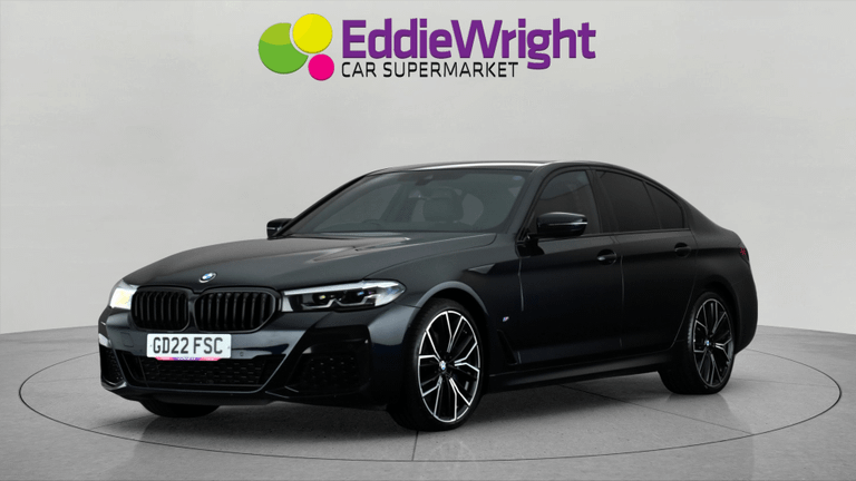 BMW 5 Series Photo bsapi-86152496effc8c2204d59f78b11bc95f54312dbb.jpg