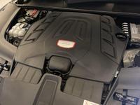 Porsche CAYENNE Photo 16