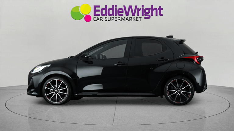 TOYOTA Yaris Photo bsapi-8769cfb119a7bd1d497be081abca263c72a049d6.jpg