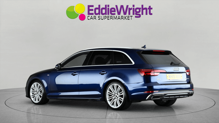 AUDI A4 Photo bsapi-87b6636d03bfe149c09d4f23206efb58e713fd22.jpg