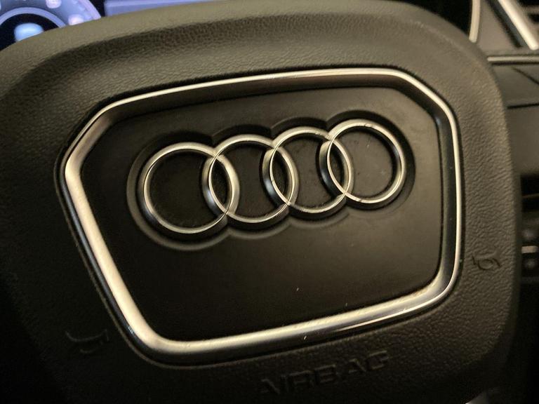 Audi Q5 Photo bsapi-880b5296dad82f19879e3596eee47ef72251d5a7.jpg
