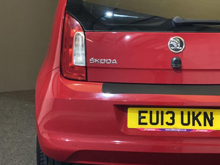 ŠKODA CITIGO Photo bsapi-886b01e2f7d8e7b6216ce67e2bd1d859b7839510.jpg