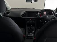 SEAT LEON Photo 10