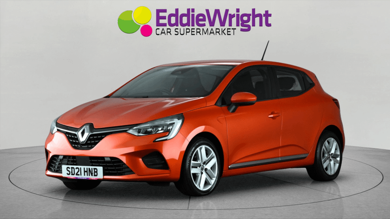 RENAULT Clio Photo bsapi-88f3ce623d6fdeacf1187dd5d64fed263d06fd68.jpg