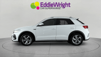 Volkswagen T-Roc Photo 2