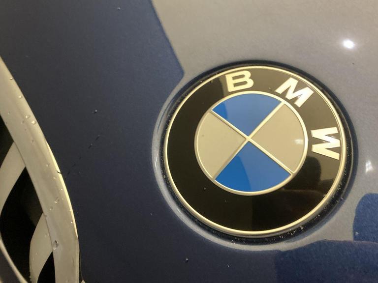 BMW X1 Photo bsapi-8b54751131a407afca6fac43469f8fb5e2fef9a3.jpg