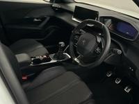 PEUGEOT 2008 Photo 9