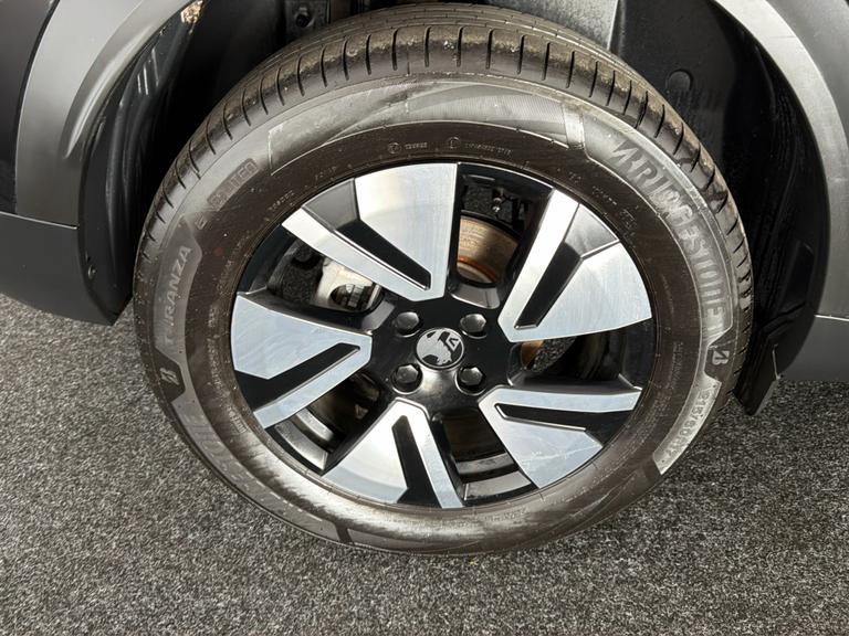 Vauxhall FRONTERA Photo bsapi-8d0513751ffa40f60e6c1491f0ffdaff7e01b0f8.jpg