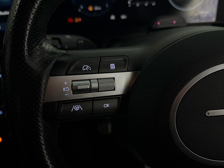 HYUNDAI Kona Photo bsapi-8d5a77cfd4fddc1f99b2cad691df421eb53f4456.jpg