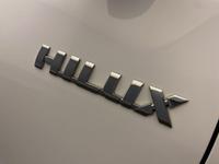 Toyota HILUX Photo 18