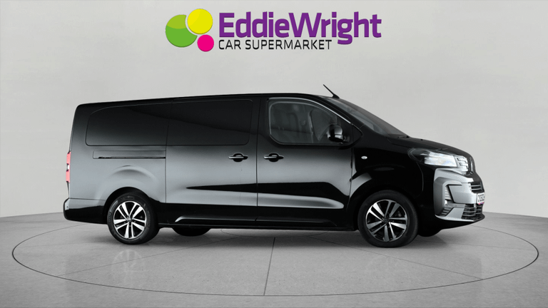 PEUGEOT TRAVELLER Photo bsapi-8e5667d9cdb8e5e7e834670b045c27a532b6f055.jpg