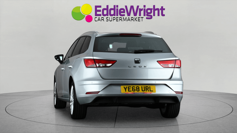 SEAT LEON Photo bsapi-8e602aa376a5fe6a1d01fddae8efac779454f9b2.jpg