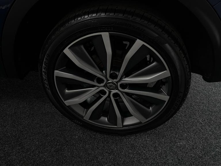 RENAULT Kadjar Photo bsapi-8e998b2669298054e2b317161ee2ad610a19e8fb.jpg