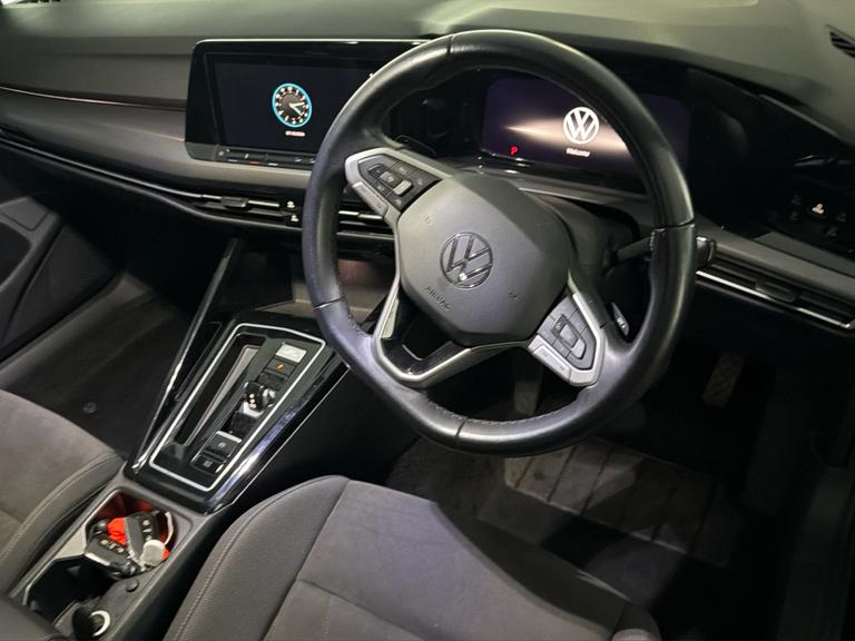 Volkswagen Golf Photo bsapi-8f3d69e01d5782b4e3185eac514be2e54fe61532.jpg