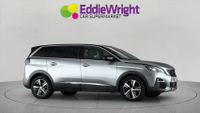 PEUGEOT 5008 Photo 8