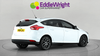 FORD Focus Photo 6