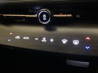 Nissan ARIYA Photo 11