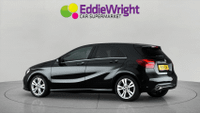 Mercedes-Benz A CLASS Photo 2