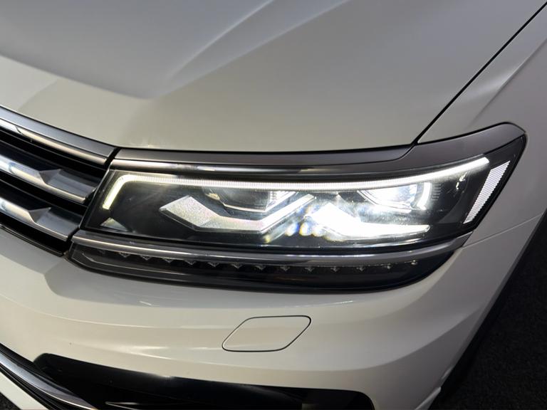 Volkswagen Tiguan Photo bsapi-9275d7c401c195661f48fbdb44326e7ceec5350d.jpg