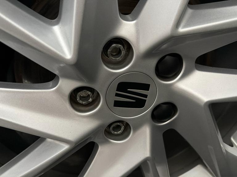 SEAT Ibiza Photo bsapi-9294922fd9df067b405c5abda78c30c8cabfc42d.jpg